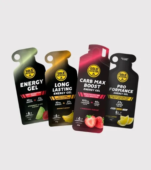 Cuatro geles energéticos de Gold Nutrition de distintos sabores.